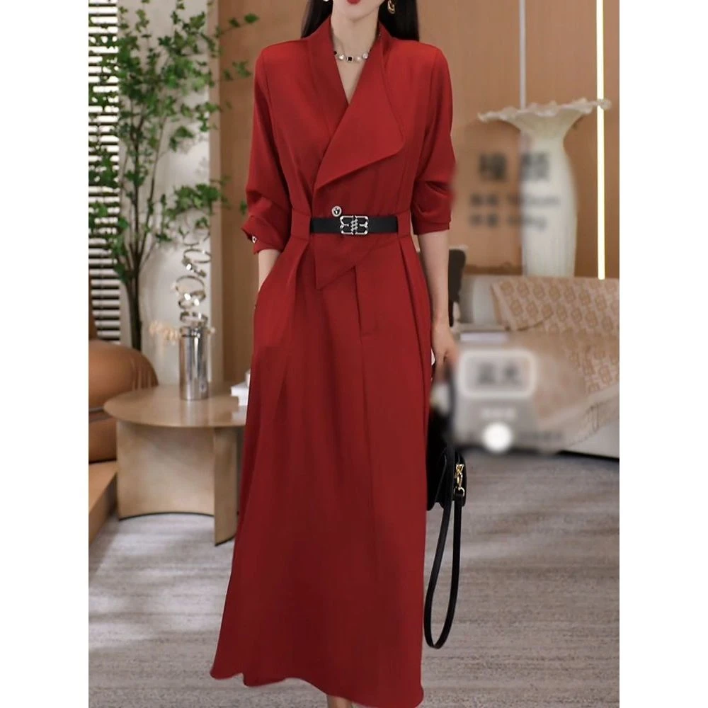 送腰带气质!轻奢小香风高档纯色连衣裙秋季新款洋气V领显瘦A字裙