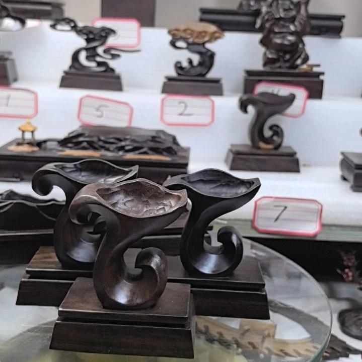 【闪购商品】风车木（黑檀木）木雕