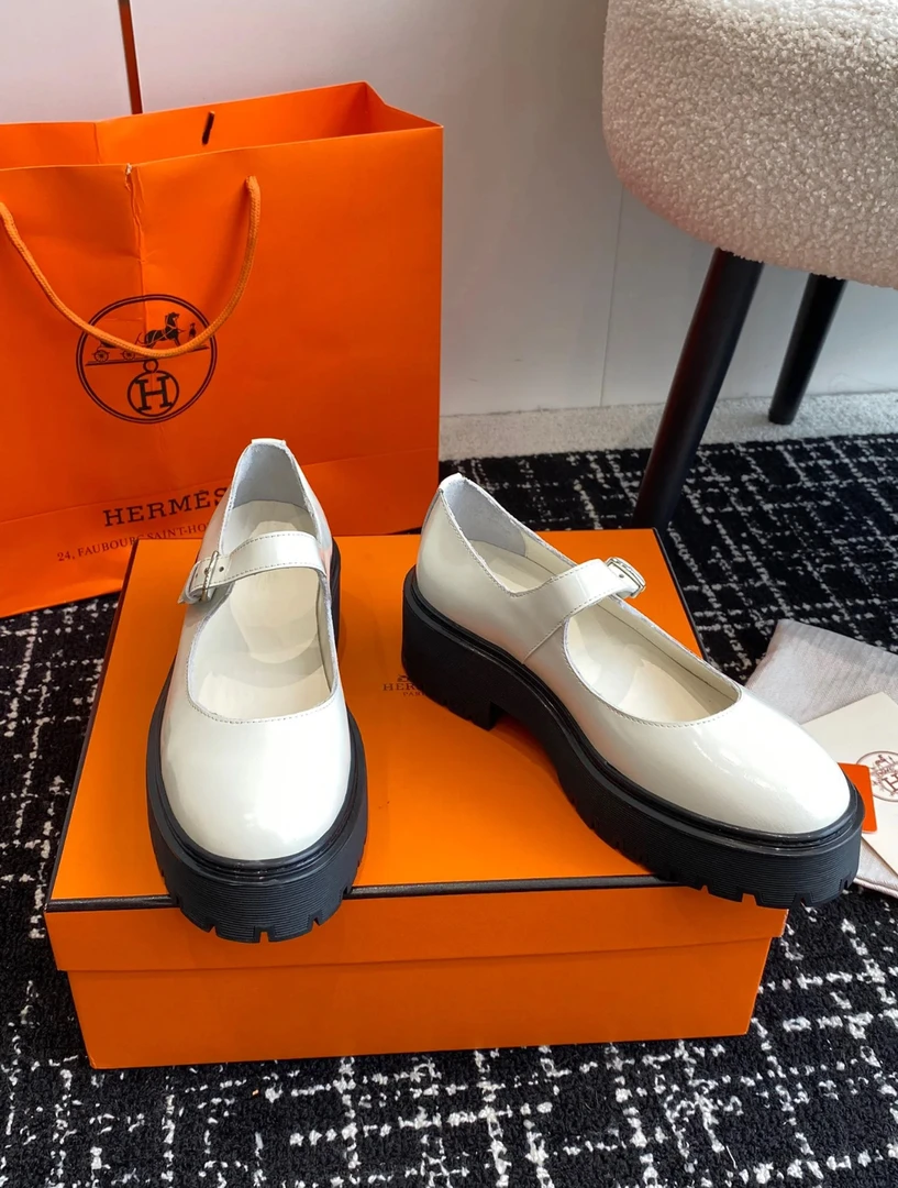 未使用 Hermes/爱马仕 白色tabi厚底玛丽珍38码