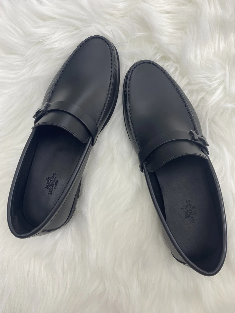 全新未使用 Hermes/爱马仕 黑色h扣乐福鞋41.5码