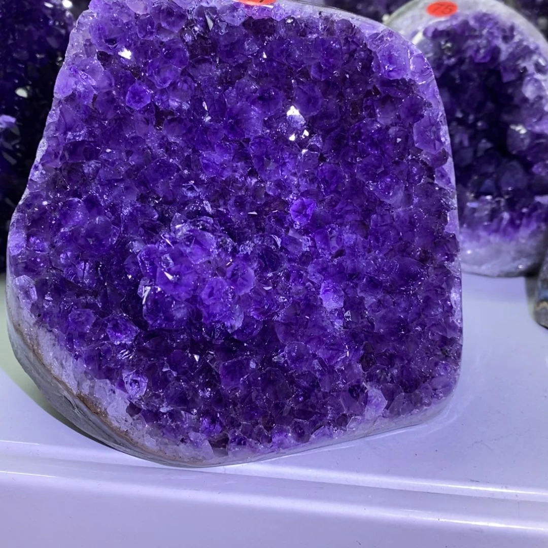 水晶大型摆件（非配饰）未镶嵌