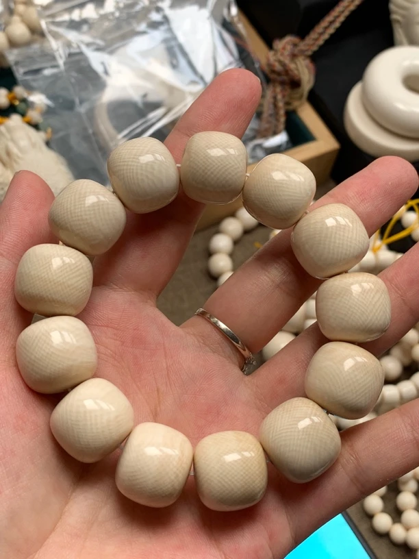 天然保真猛犸牙满纹老型手串