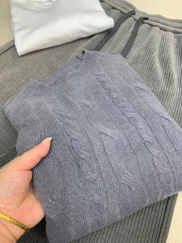 杨姐家好品毛衣 新款圆领长袖 百搭休闲保暖时尚灰色