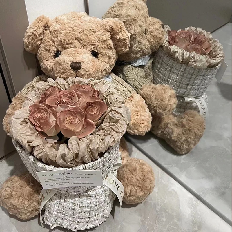 情人节礼物送女生闺蜜生日礼物老婆朋友走心高档小香风熊玩偶花束