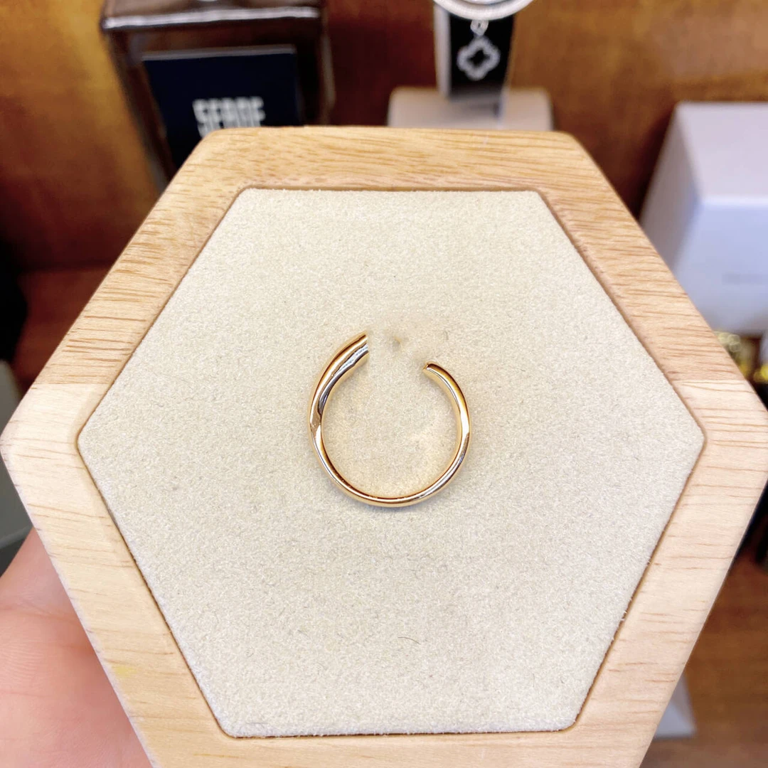 925银合成锆石戒指 黑标K枚金色光版豹子窄版时尚戒指dois12