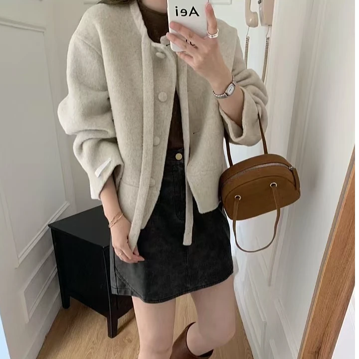 爆点家秋冬韩系风毛呢外套开衫气质韩版大衣网红针织短外套圆领