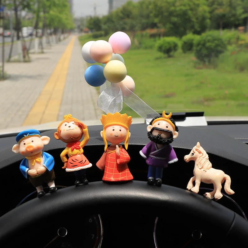 西游记师徒四人孙悟空玩具猪八戒沙僧汽车内饰装饰玩偶车载摆件