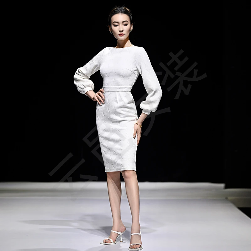 2025春季厚款气质显瘦连衣裙白色夹棉长袖法式女神范名媛复古女装