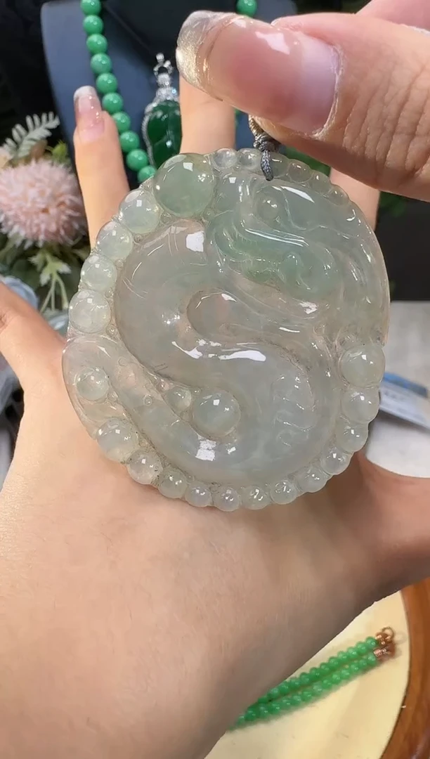 【闪购商品】翡翠颈饰未镶嵌挂件