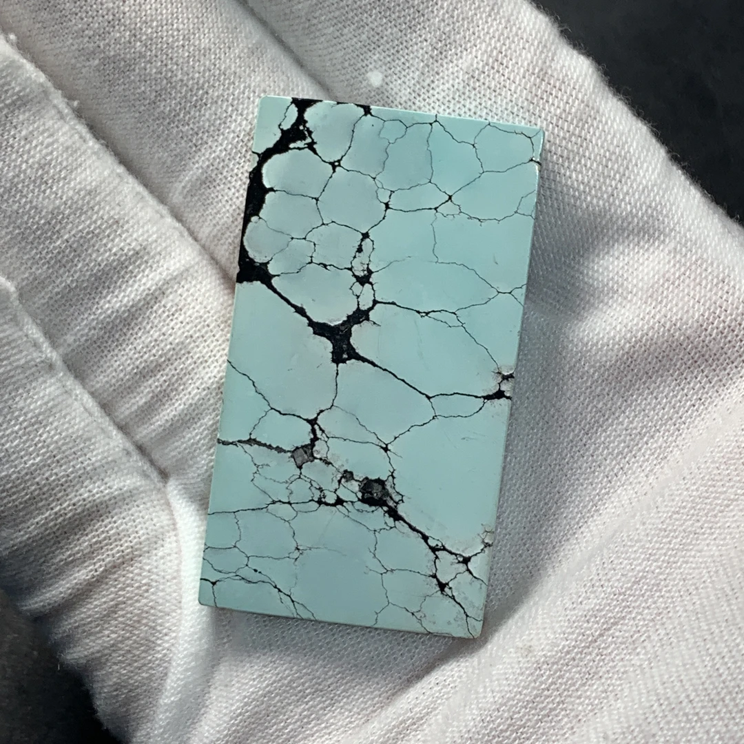 纯天然精品网花水草纹绿松石平安无事牌，高瓷天空蓝白料，无水无油