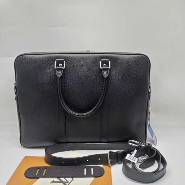 99新 LouisVuitton/路易威登  97新16483 LV黑色色全皮公文包商务
