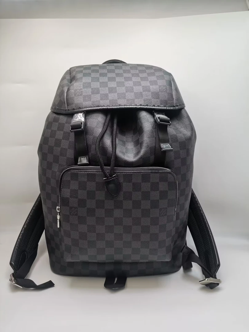 99新 LouisVuitton/路易威登 97新 17580 LV黑棋盘格 双肩包 休闲