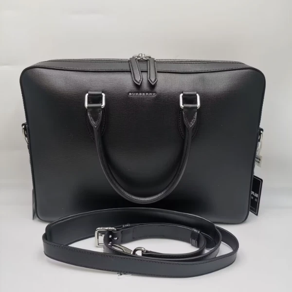 95新 BURBERRY/博柏利  97新16742 巴宝莉全皮黑色手提公文包商务