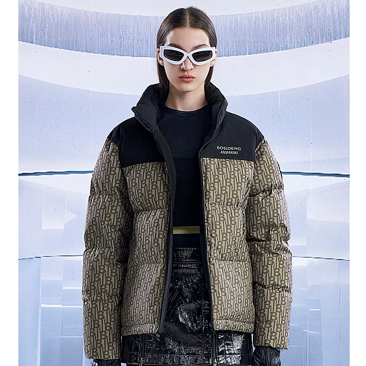 波司登秋冬季新款女短款设计师联名时尚高奢休闲短款羽绒服3540