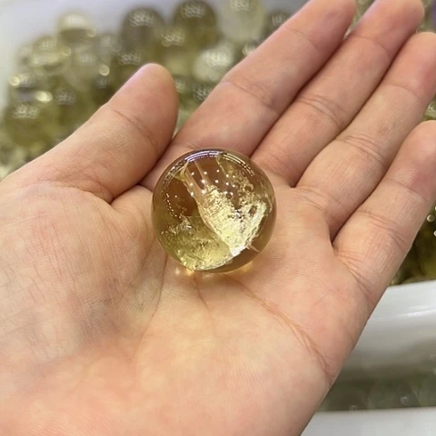 水晶摆件未镶嵌丹*儿摆件