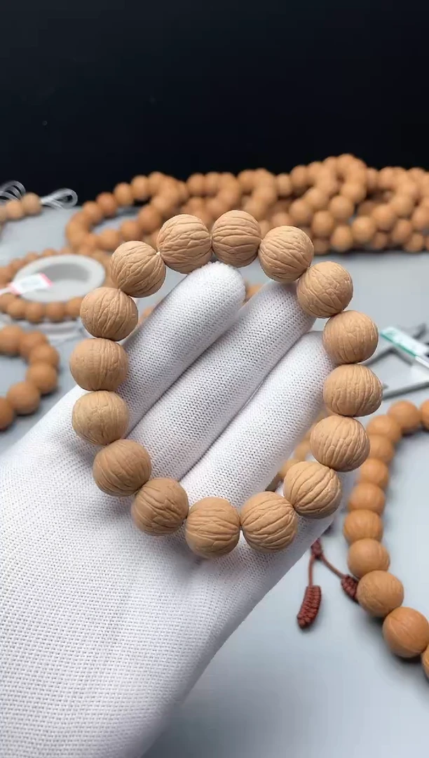 【闪购商品】猴头核桃手串凤羽