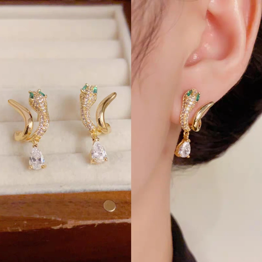 无耳洞「灵蛇」绿色轻奢复古高级感耳针小众蛇形独特蚊香盘耳夹