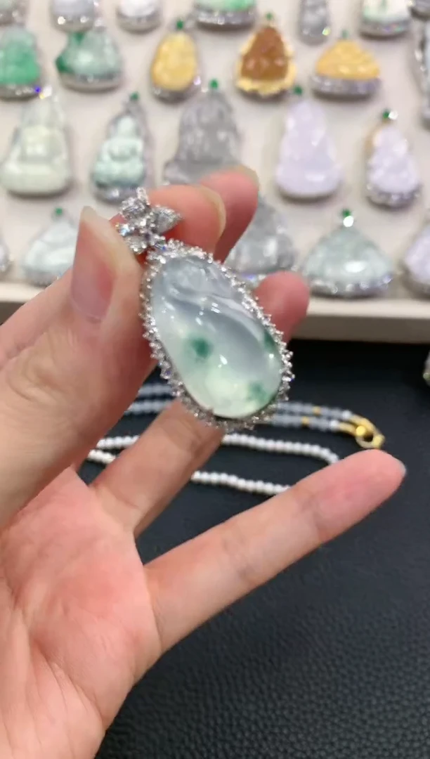 【闪购商品】翡翠吊坠(不含链)18K金镶嵌s26
