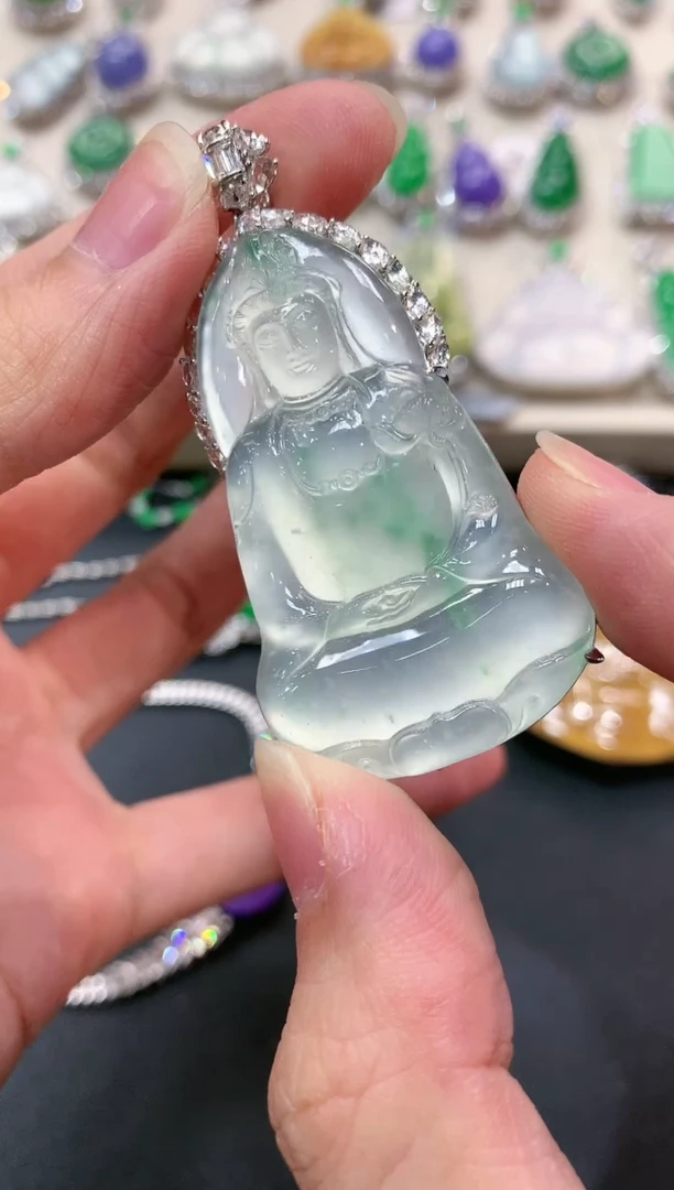 【闪购商品】翡翠吊坠(不含链)18K金镶嵌q127