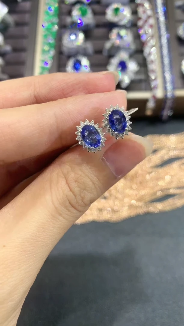 【闪购商品】蓝宝石耳饰18K金镶嵌a255