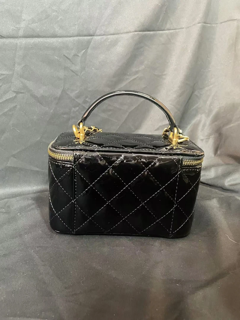 LQ-WITH-QUEEN真皮女包拉桶盒子黑色