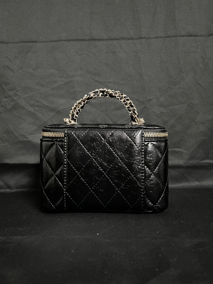 LQ-WITH-QUEEN真皮女包镜盒子黑色