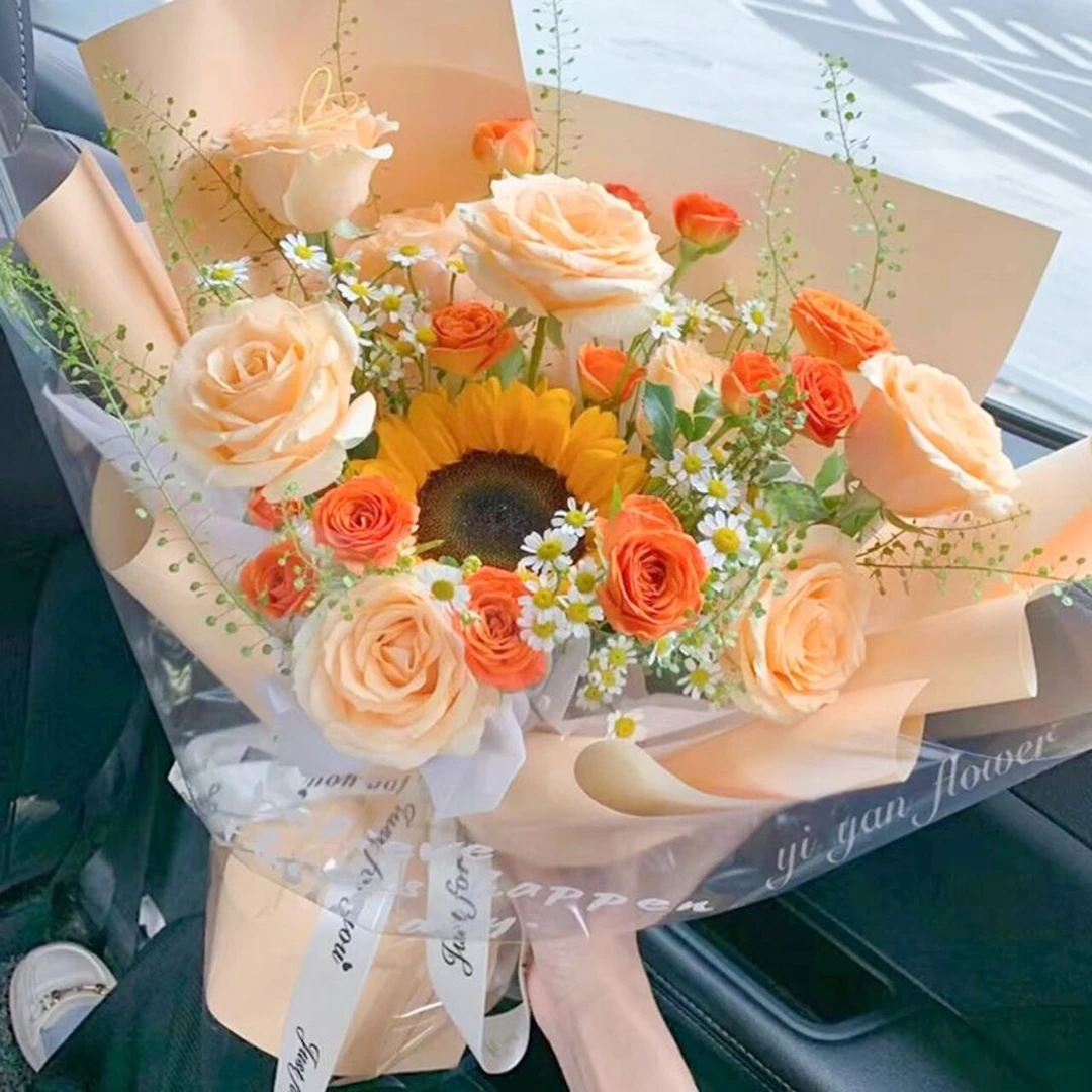 【少年不怕岁月长】9枝香槟玫瑰1枝向日葵花束送老婆女友朋友长辈礼物花店鲜花配送