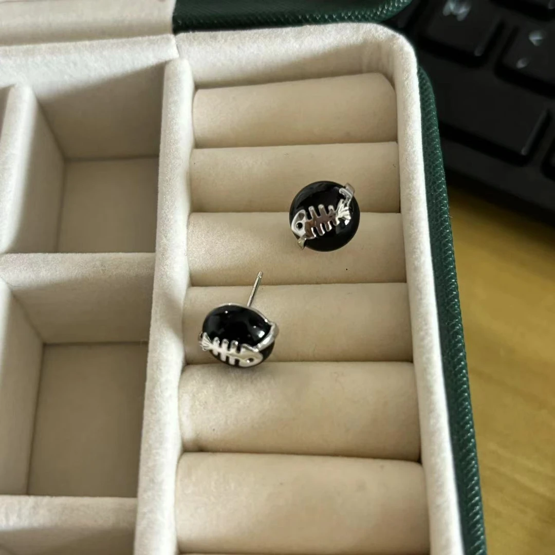925银耳饰 黑色小鱼耳钉 Y3223 百搭复古小众简约