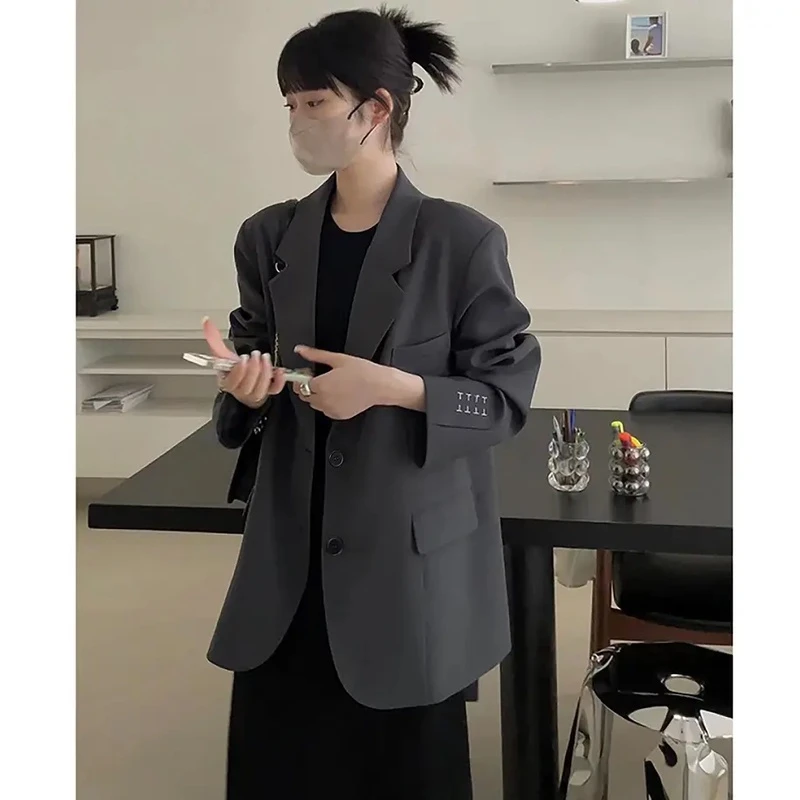 春秋小西装外套女2024宽松休闲女装刺绣设计感气质百搭西服外套女