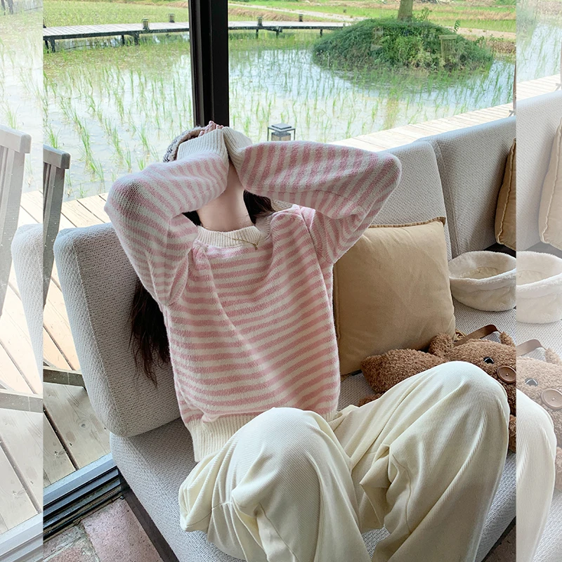 【曾小咸 】韩系减龄慵懒风粉色条纹毛衣Z242MZ2836