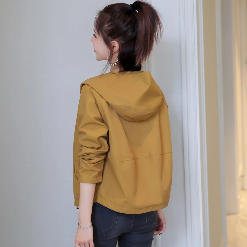 春秋新款休闲减龄爆款气质小个子短外套时尚百搭女宽松遮肉薄款