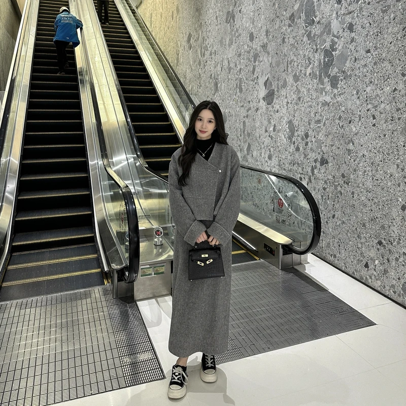 简约慵懒秋冬宽松一粒扣气质外套女半身裙两件套