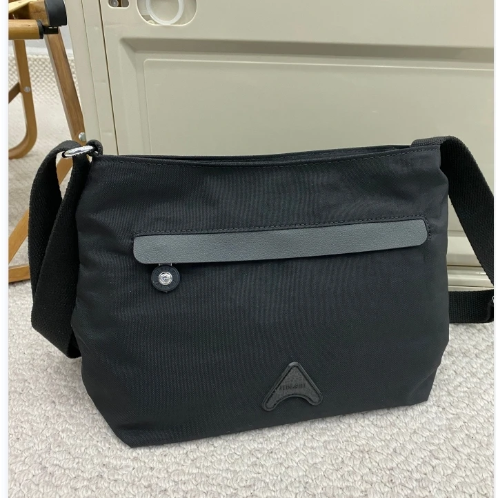 新款户外出行包糖果色斜挎包116-06