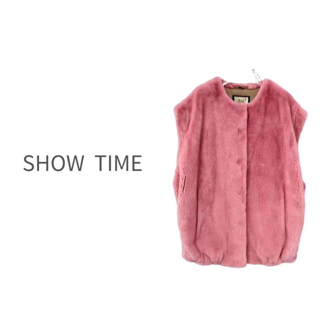 貂马甲粉女士冬季宽松网红轻奢时尚气质百搭设计师款