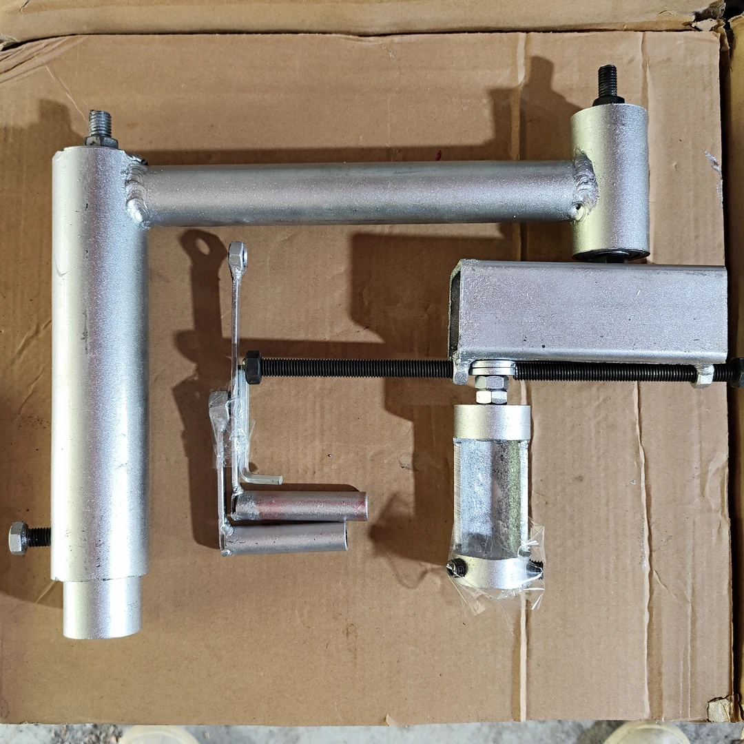 金属切割支架等离子割园支架纯手工制作。本品为定制支架。