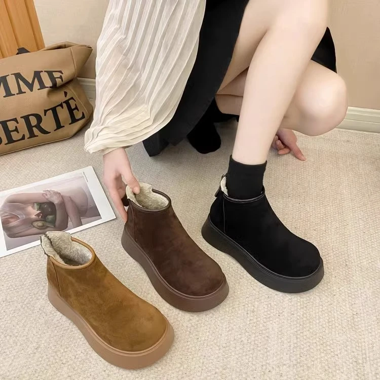 雪地靴女款2024年冬季新款加绒保暖厚底短靴英伦风增高百搭棉鞋女