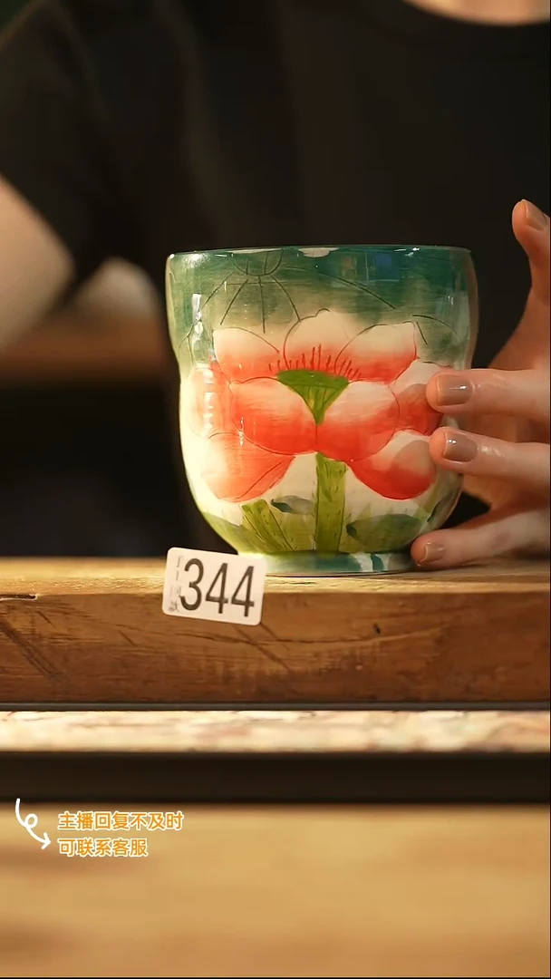 【闪购商品】瓷片可爱胖妞系列 · 手握杯