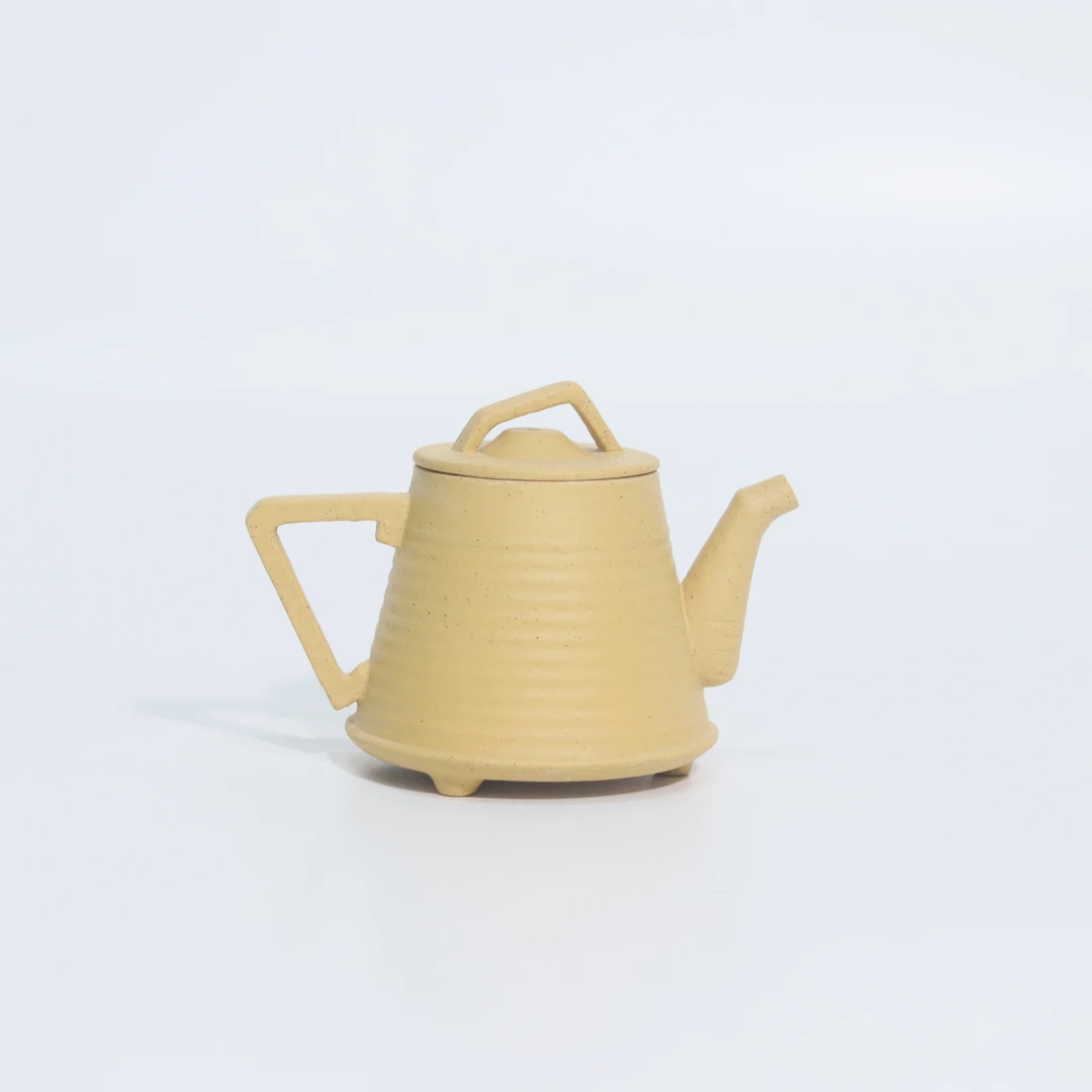 新11062黄金段泥系列三足壶