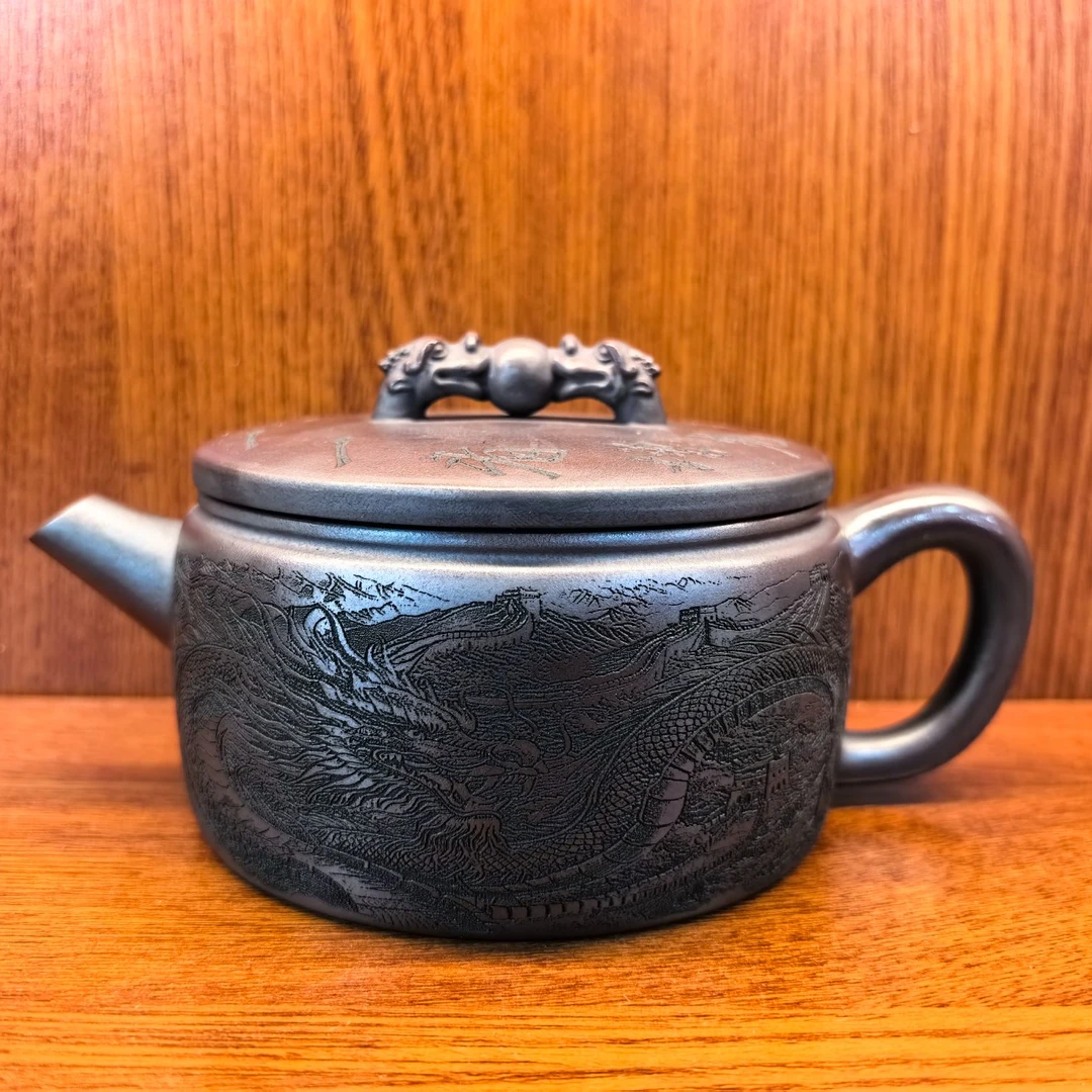 铁血红砂双龙戏珠大口汉瓦紫砂壶