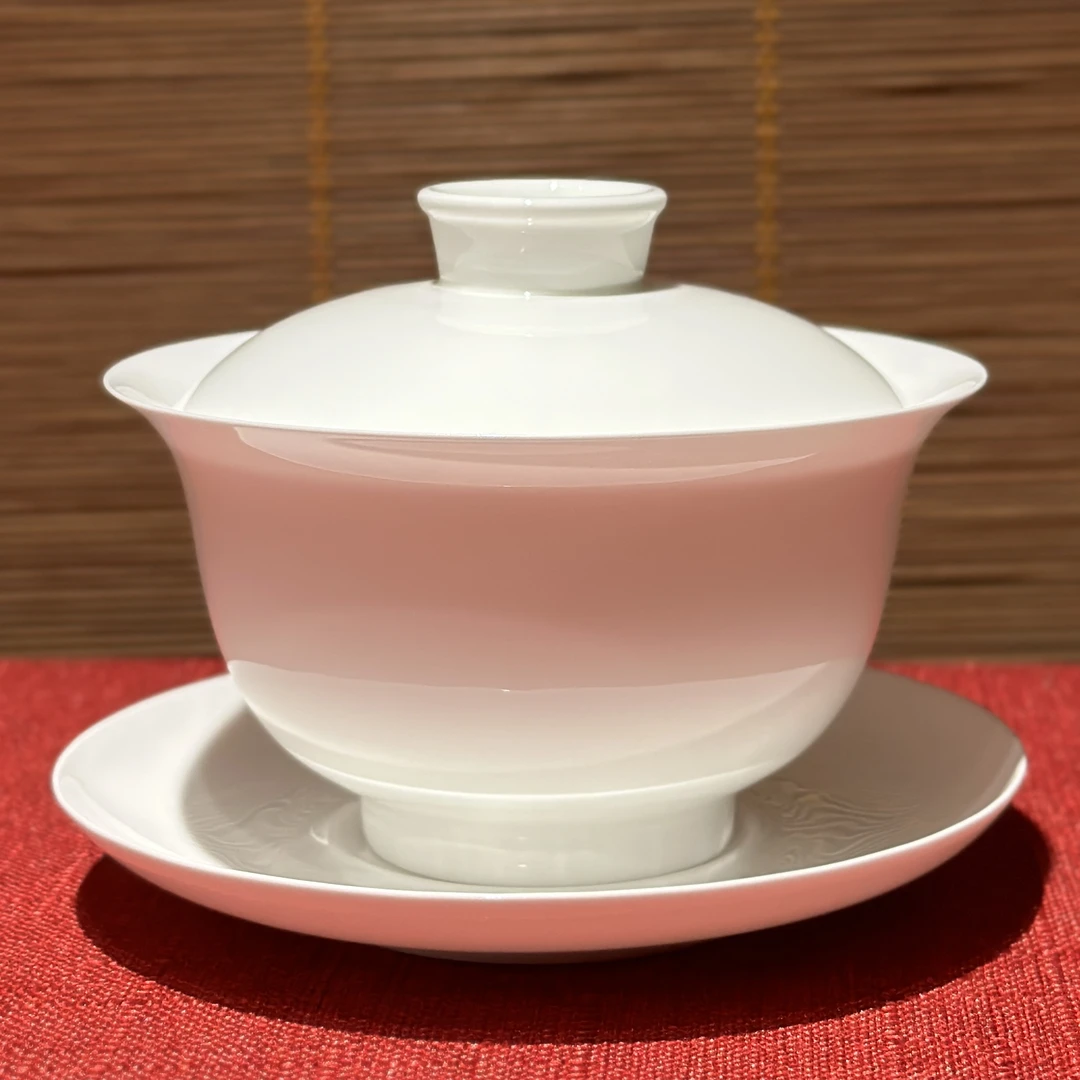 潮州超薄胎骨瓷盖碗陶瓷防烫手三才高档盖碗茶具茶杯骨瓷230毫升