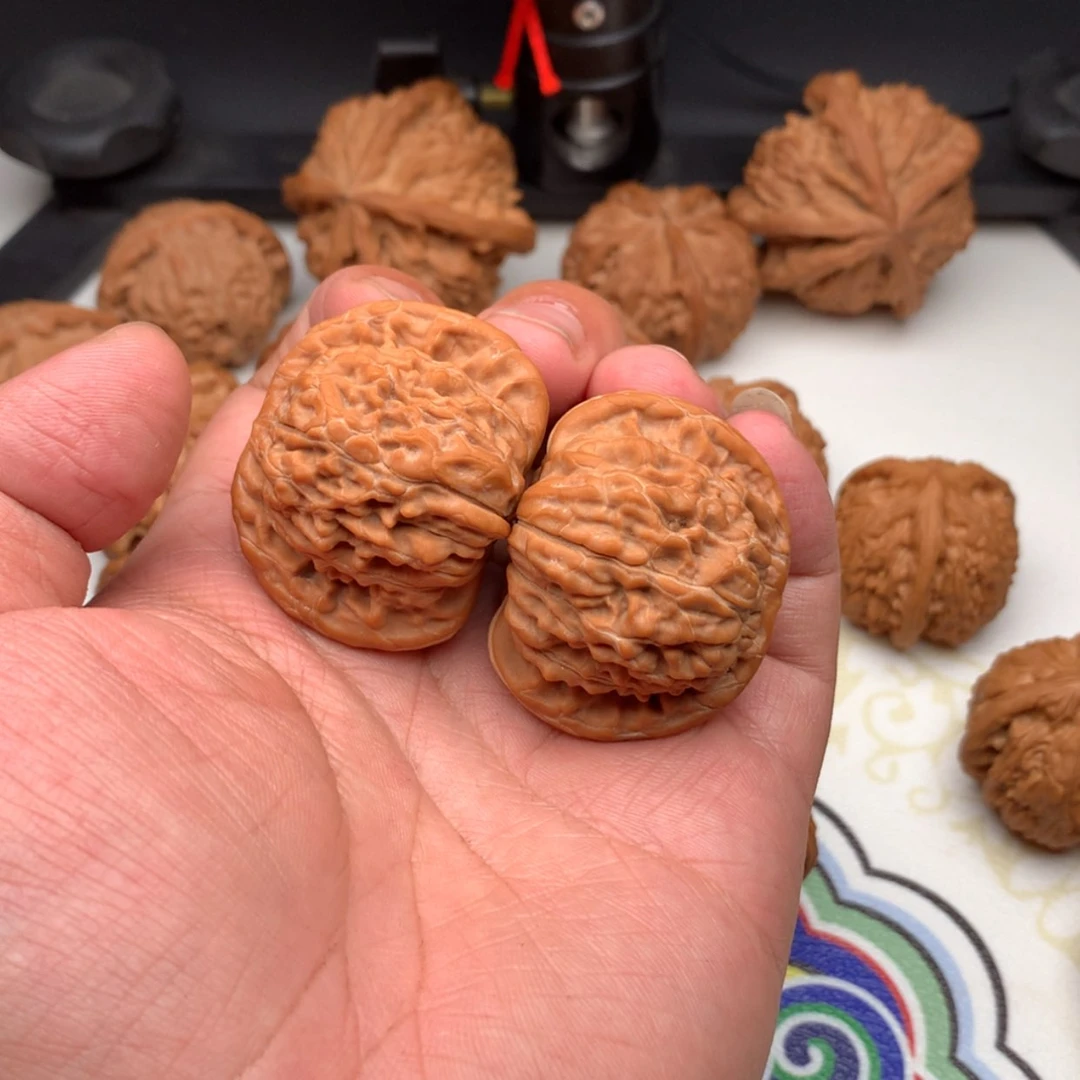 【闪购商品】文玩核桃把件v*四座楼42