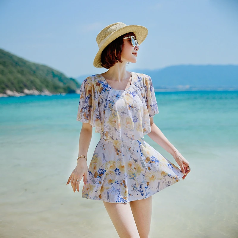 Agliondy【清新黄花】显瘦平角时尚保守遮肚夏季度假连体泳衣女裙式