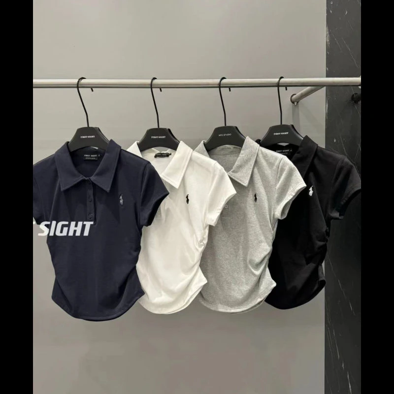 欧宝【翻领小马刺绣正肩短袖】2024新品显瘦收腰百搭纯色T恤