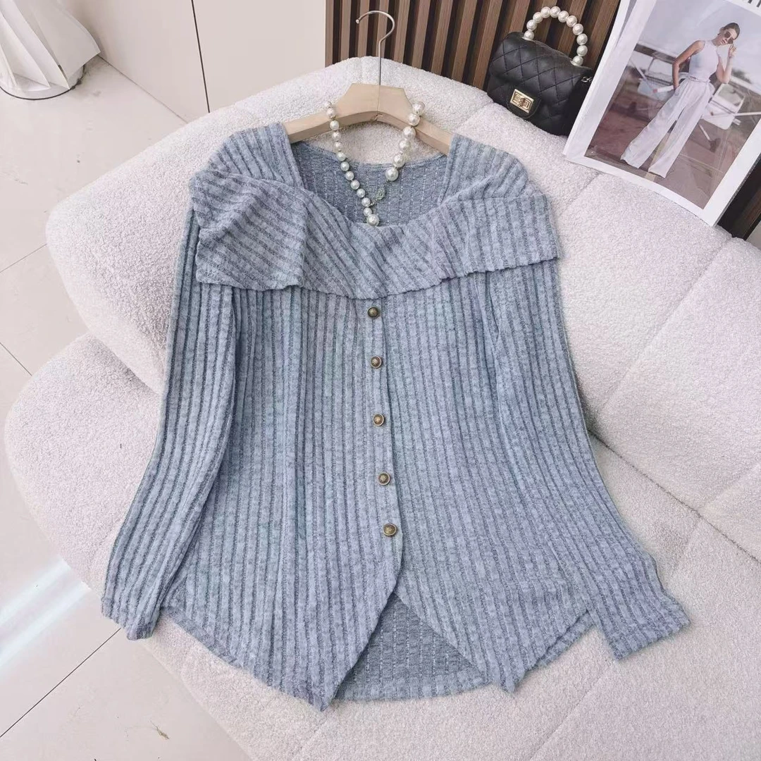 大码女装打底衫秋冬新款一字肩拼接方领针织衫开叉绒感上衣微胖mm