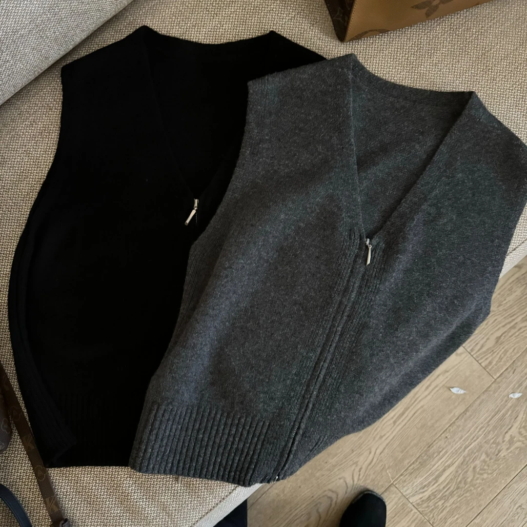 阿黎精选------- 高定羊毛针织马甲（巨推荐）