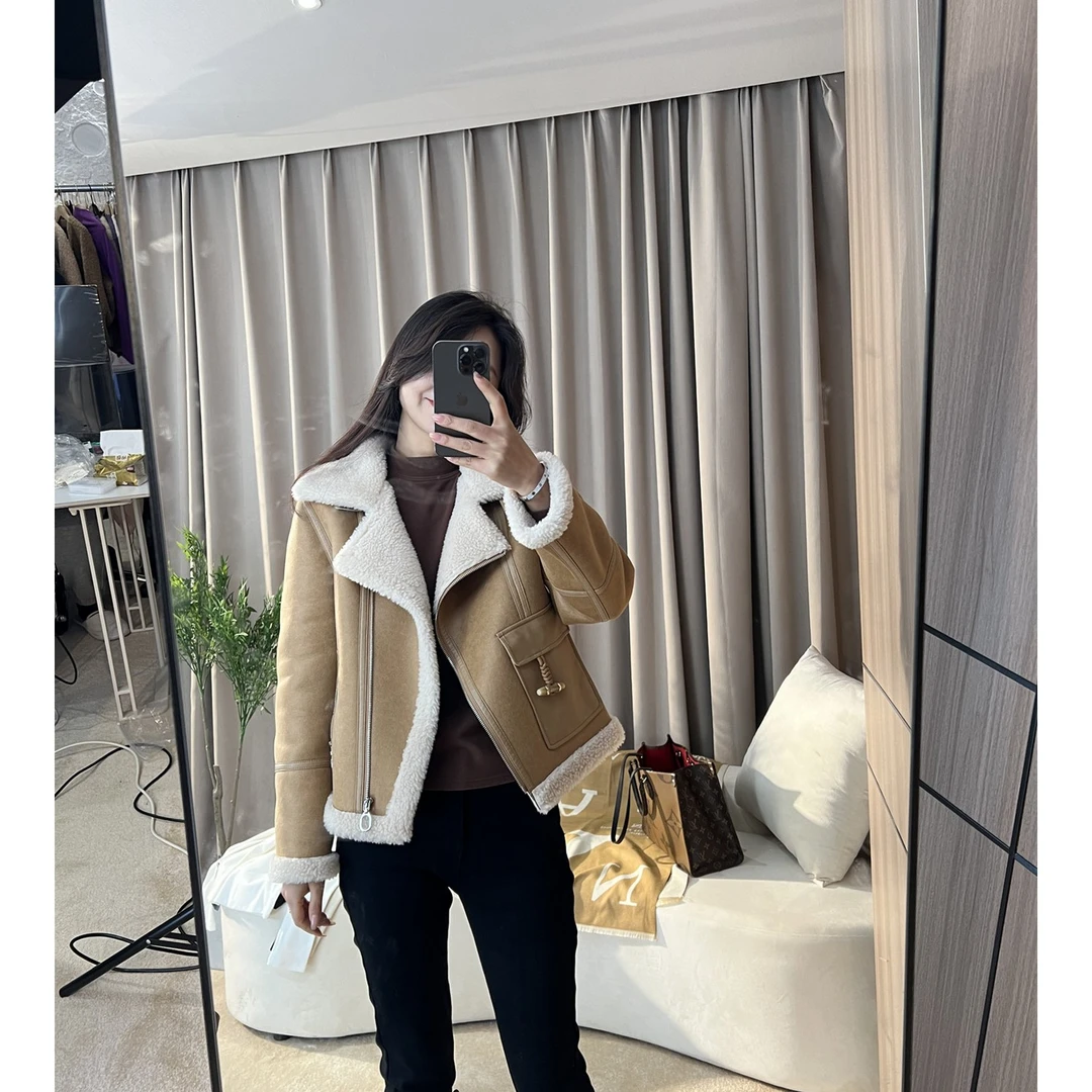 阿黎精选-------麂皮绒羊毛外套