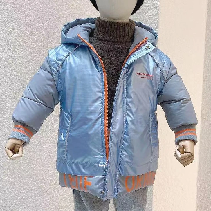 M-8283 男童亮面免洗羽绒服加厚外套