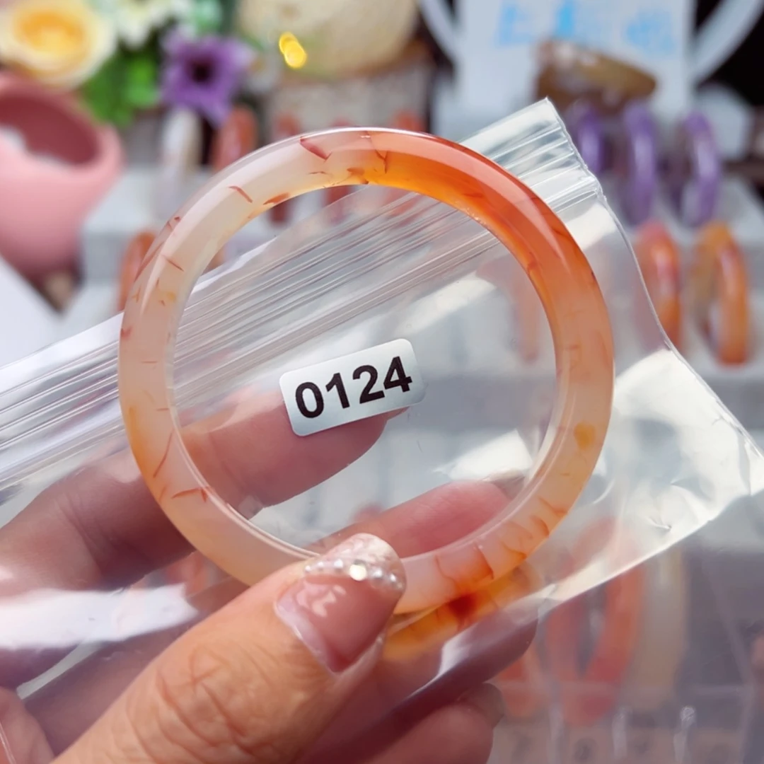 【闪购商品】玛瑙/玉髓手镯未镶嵌珊55