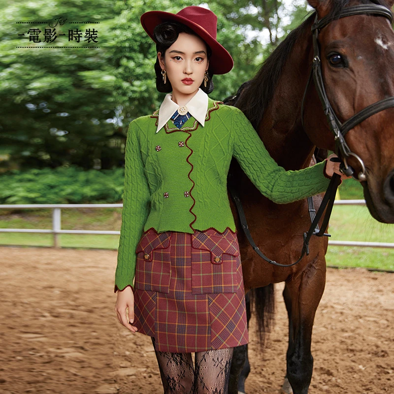 一电影一时装格纹学院春季波浪边毛织衫时尚通勤休闲女FCCM141627