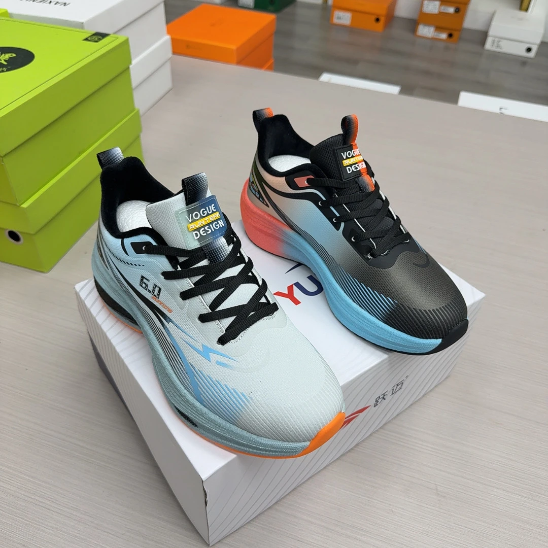 冬季新款时尚百搭运动休闲鞋8A221